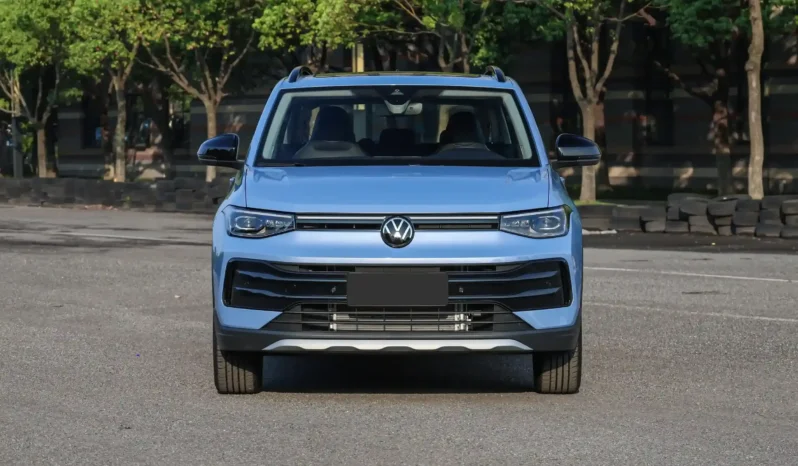 
								Volkswagen Tharu full									