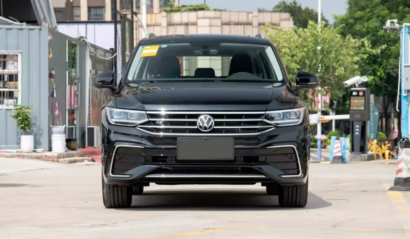 
								Volkswagen Tiguan L full									