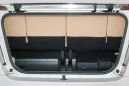 
										Hongqi Guoyue full									
