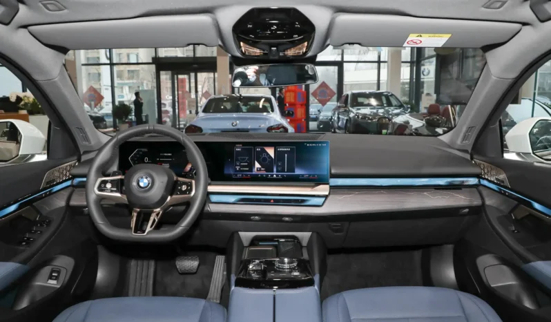 
								BMW 5 Series full									